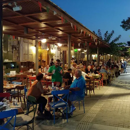 Cool Courtyard Living Limassol
